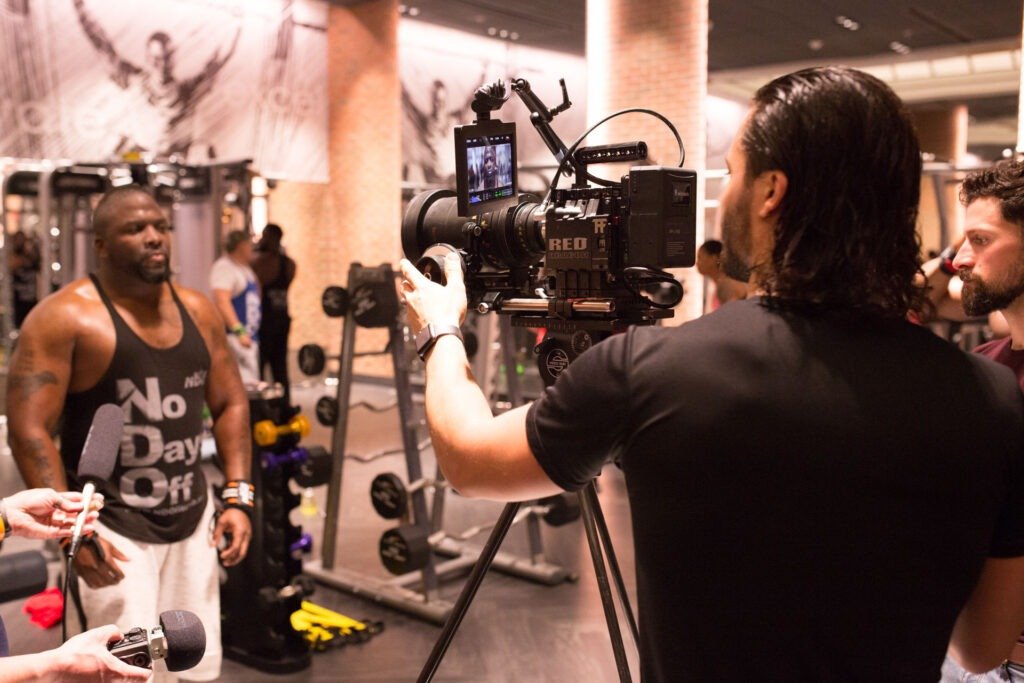 DreamPlay BTS GRIND_Li 7_WEB Filming of gym scene