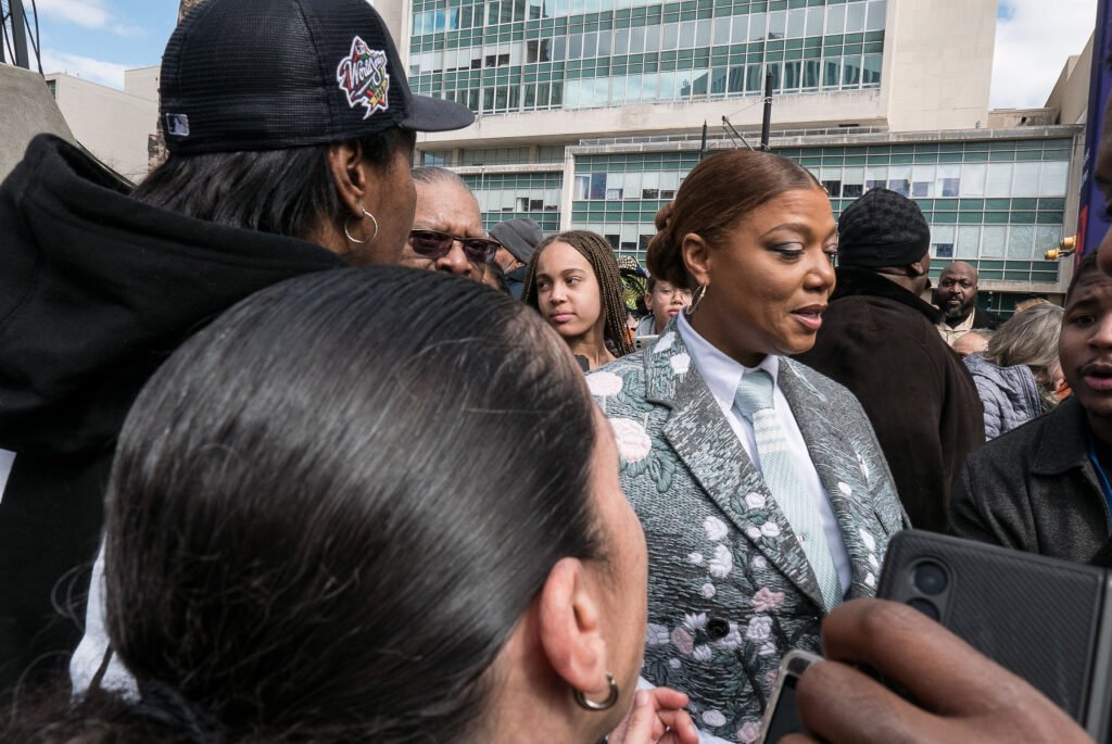Harriet-Tubman-Monument_DreamPlay_Cesar-Melgar_2023-00-00_-2800793 Queen Latifah being interviewed by press