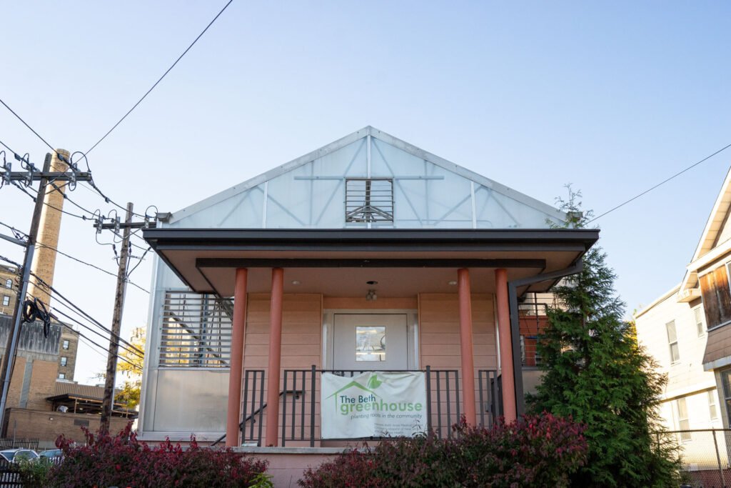 The Beth Greenhouse exterior - Photo by Sofia Tome