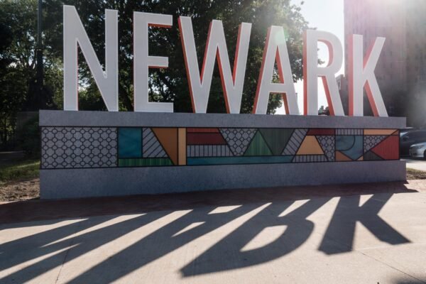 Newark_Sign_DreamPlay_Cesar_Melgar_-3